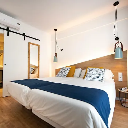 Blanca Hotel *