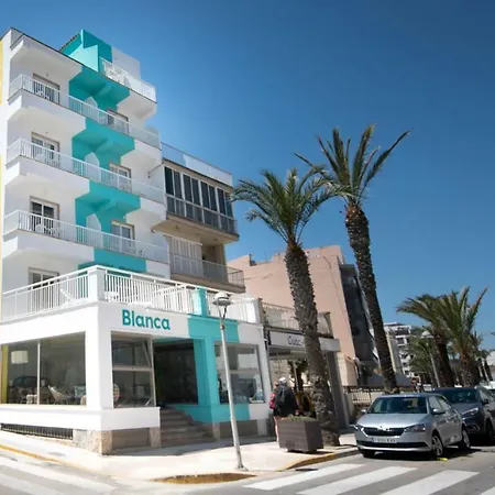 Blanca Hotel *